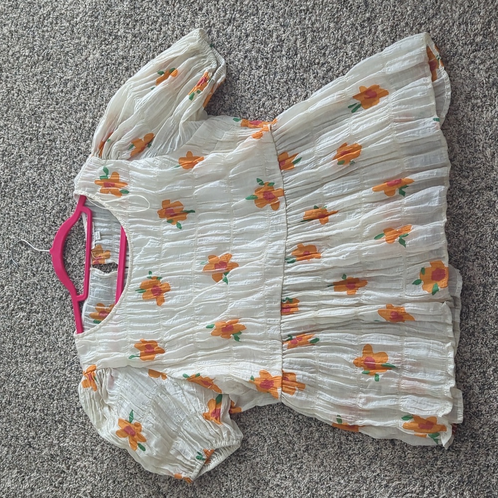 🩷NWOT🩷 Umgee Floral peplum Top